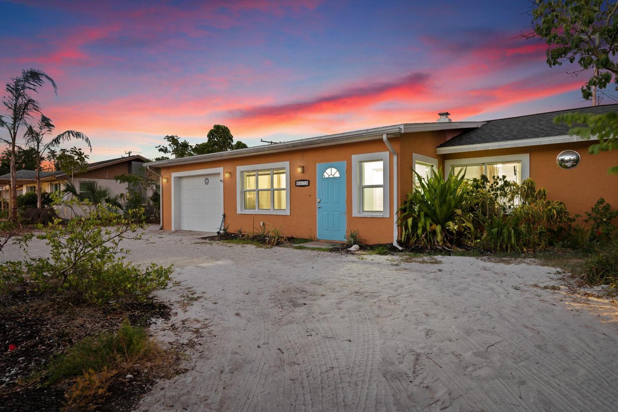 Coastal Villa W Amazing Courtyard - Splash Pad! Sarasota Eksteriør bilde